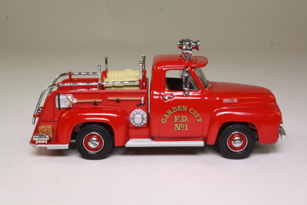 Matchbox Collectibles YFE14; 1953 Ford F-100 Pickup; Fire Truck